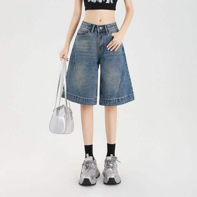 Wide Washed Mid Jorts Rise Leg