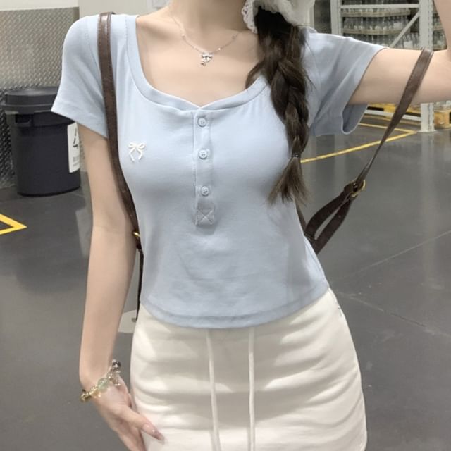 Bow Scoop Fit Slim T-Shirt Short-Sleeve Crop Embroidered Neck