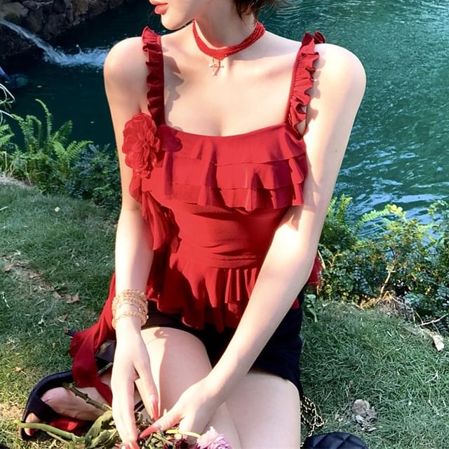 Cami Mini High Asymmetrical Floral Skirt / Pencil Waist Ruffled Top