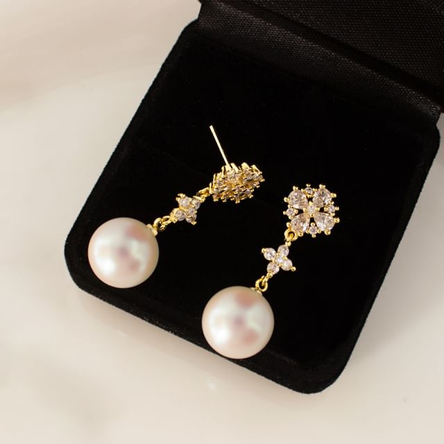 Drop Pearl Flower Earring Rhinestone Clip-On Faux /
