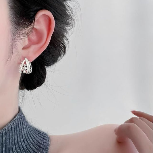 Hoop Pearl Faux Earring