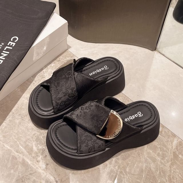 Cross Platform Sandals Strap