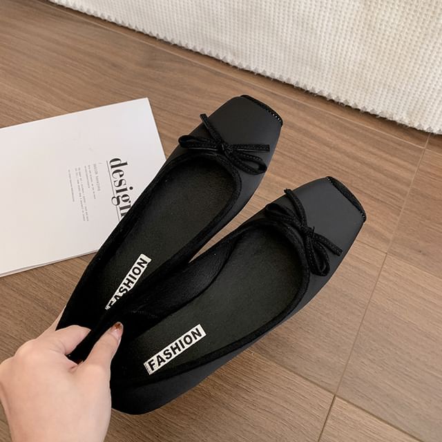 Accent Flats Toe Square Ribbon