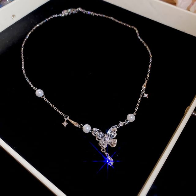 Pearl Pendant Alloy Faux (Various Choker Designs)