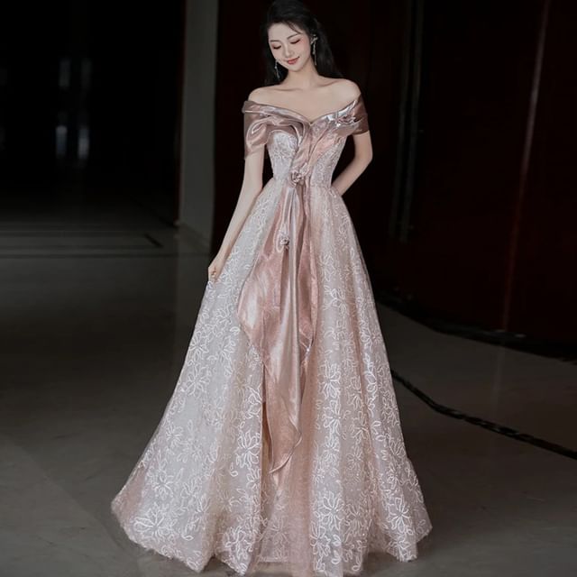 Short-Sleeve Off-Shoulder Floral Accent Lace A-Line Evening Gown