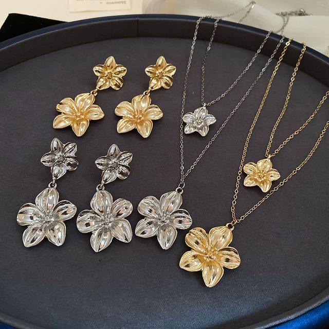 Alloy Earring Floral Necklace / Drop Pendant