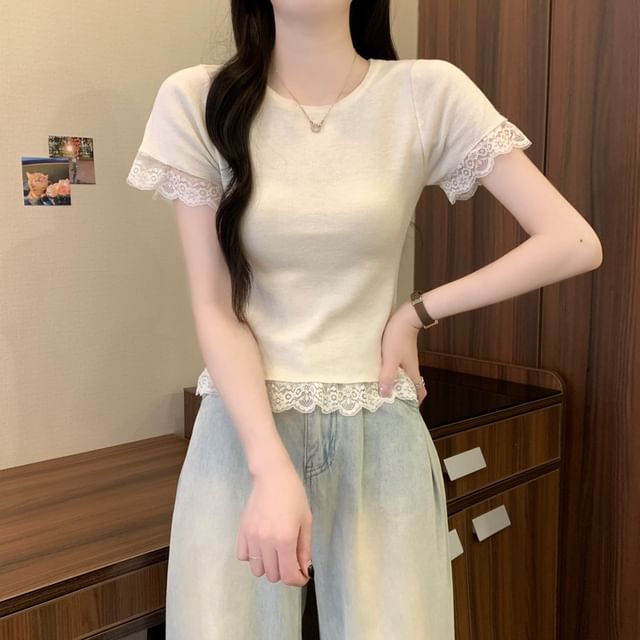 Crewneck Short-Sleeve Lace Tee Plain Trim