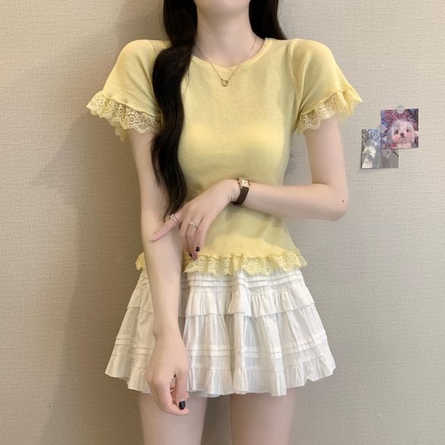 Crewneck Short-Sleeve Lace Tee Plain Trim