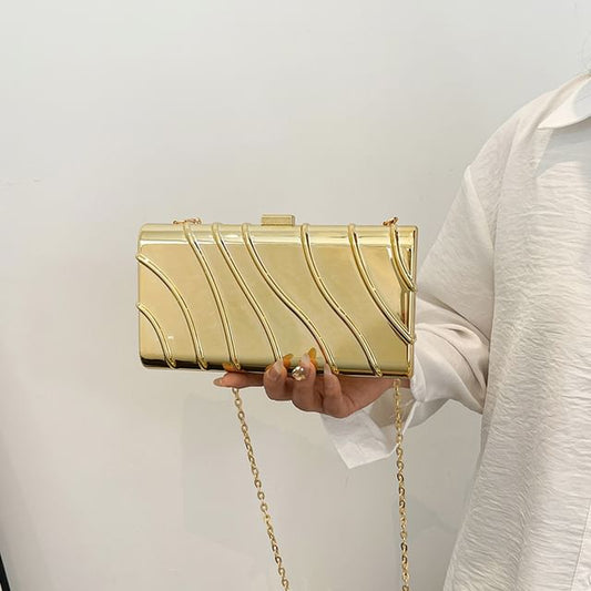 Strap Textured Bag Chain Crossbody