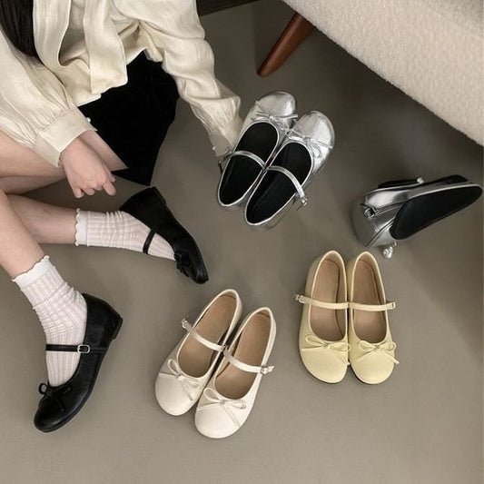 Mary Bow Hidden Jane Wedge Shoes