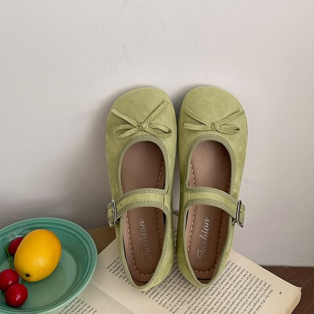 Mary Bow Plain Accent Jane Flats