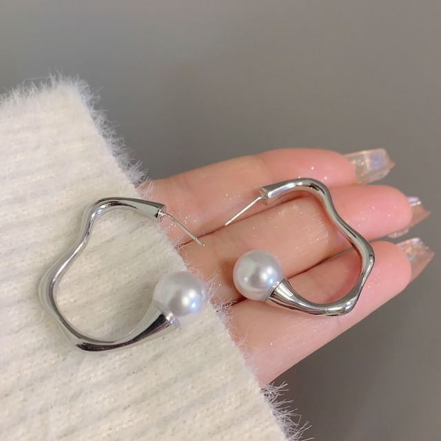 Faux Pearl Open Irregular Alloy Hoop Earring