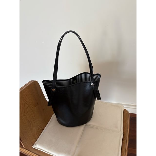 Leather Bucket Bag Faux