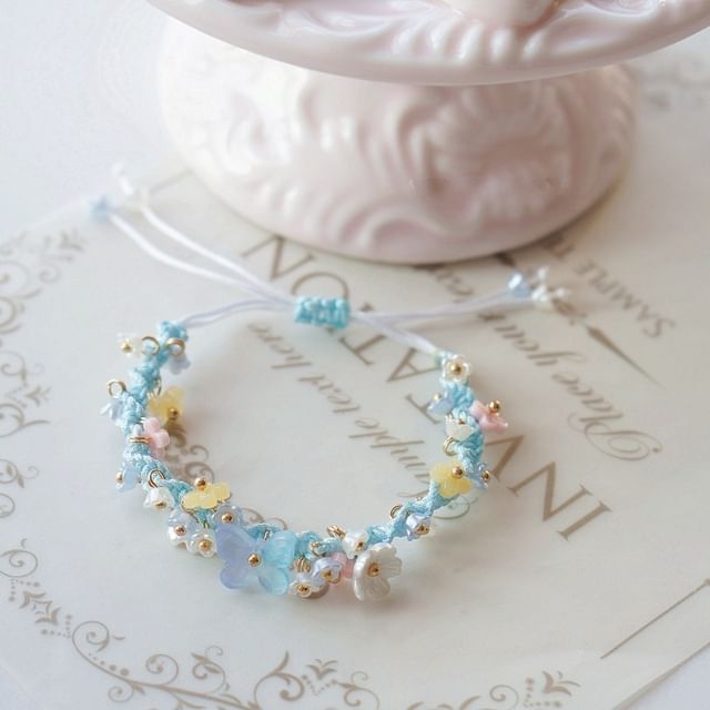 Flower Bead String Bracelet