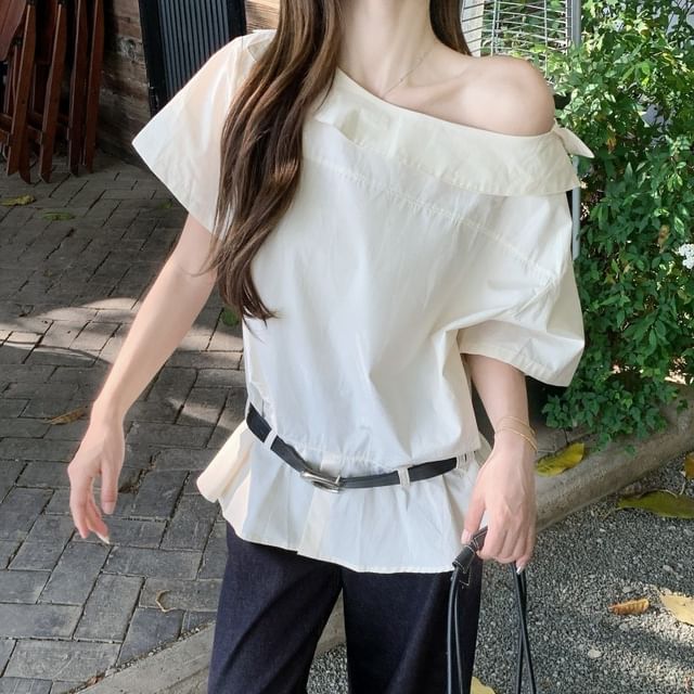 Set: + One Shoulder Sleeveless Plain Blouse Belt