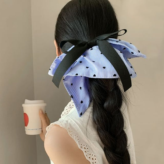 Bow Print Scrunchie Striped Heart
