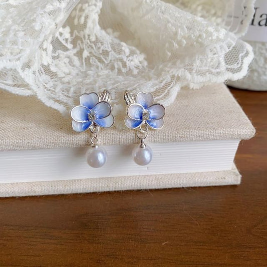 Clip Pearl Drop Earring On / Faux Flower