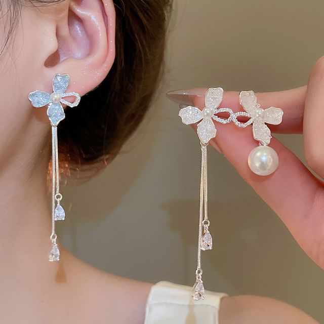 Pearl Faux Earring Dangle Floral