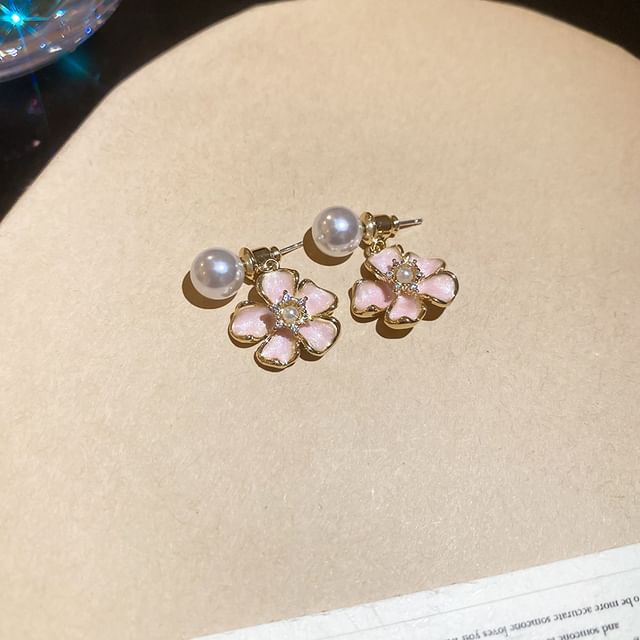 Faux Floral Pearl Earring Drop