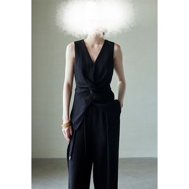 V-Neck Leg Wide High Top Plain Tank Knot Rise Pants / Slit