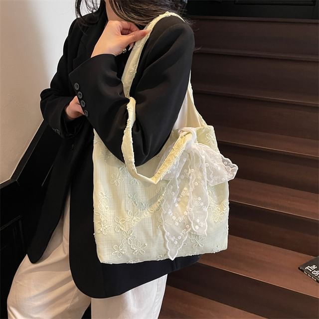 Bag Embroidered Floral Tote