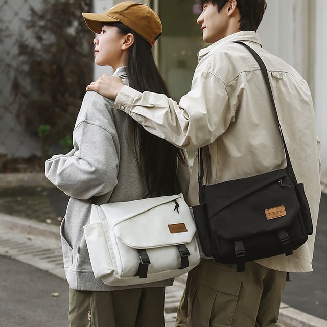 Flap Bag Messenger Plain