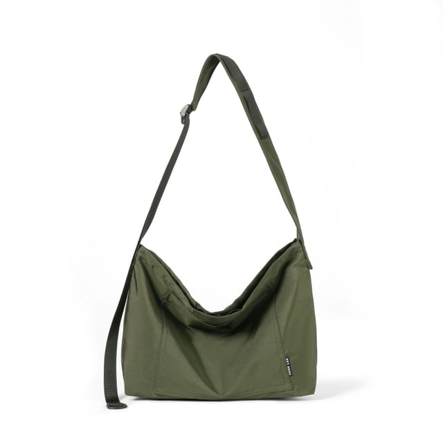 Zip Messenger Bag Lightweight Plain