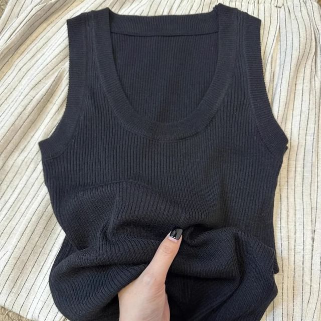 Plain Knit Scoop Top Tank Neck