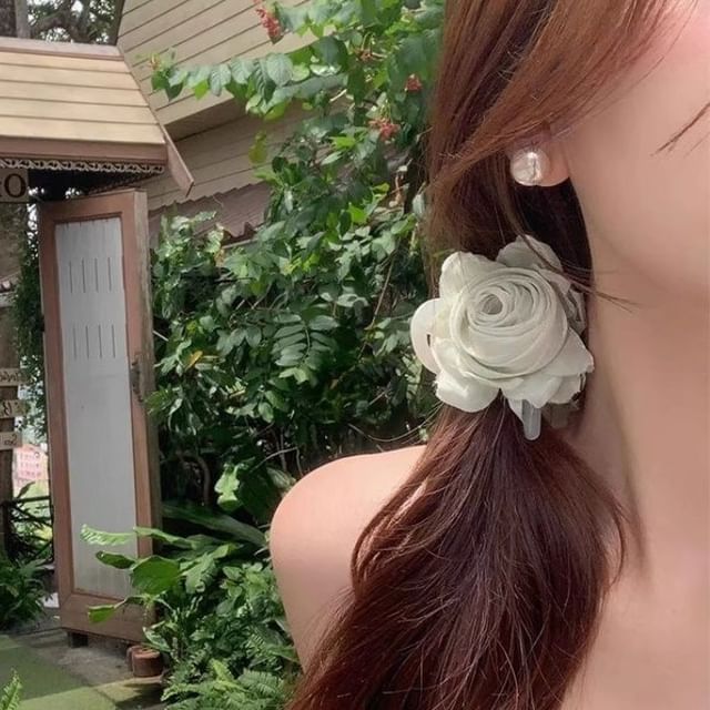 Fabric Claw Flower Hair