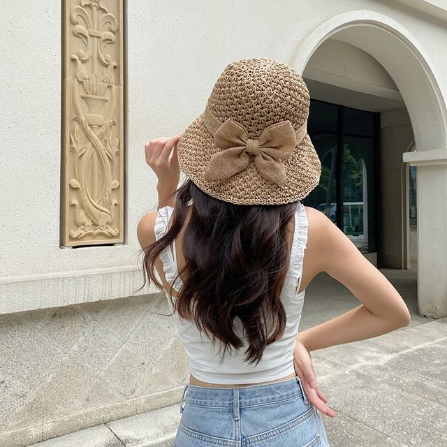 Straw Hat Bow Bucket