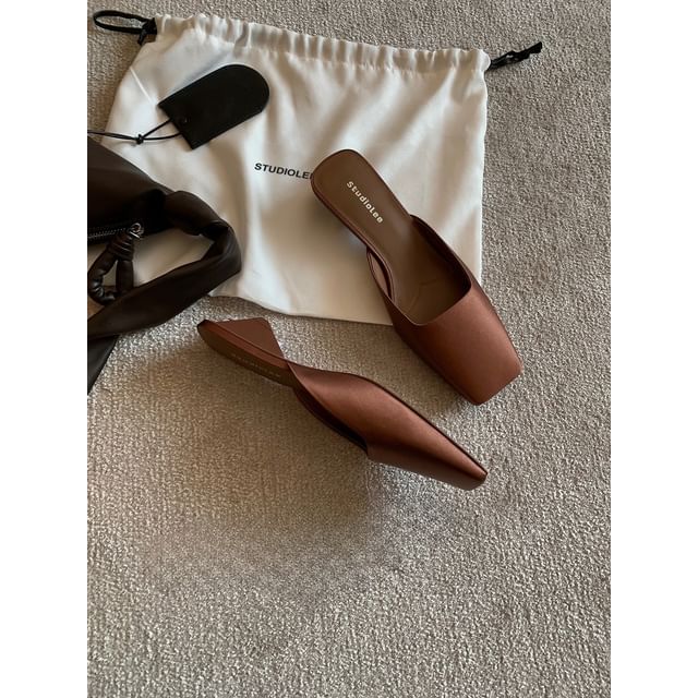 Square Heel Low Mules Toe