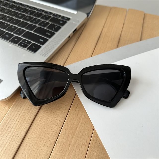 Oversized Sunglasses Cat-Eye