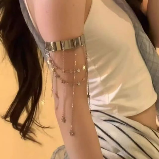 Alloy Fringed Armlet Star Open