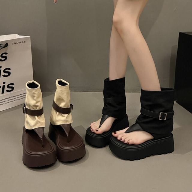 Short Thong Boots Platform