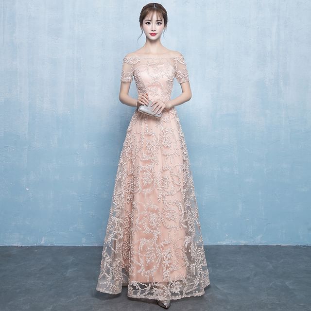 Short-Sleeve Off-Shoulder Embroidered Mesh A-Line Evening Gown / Midi Evening Dress