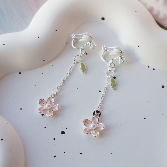 Dangle On Set Floral / Clip Earring