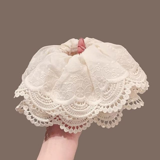 Scrunchie Trim Ruffle Lace