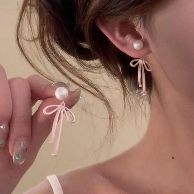 Faux Bow Pearl Ear Jacket