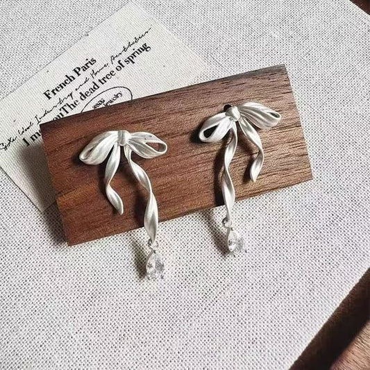 Bow Earring Rhinestone / Drop Clip-On