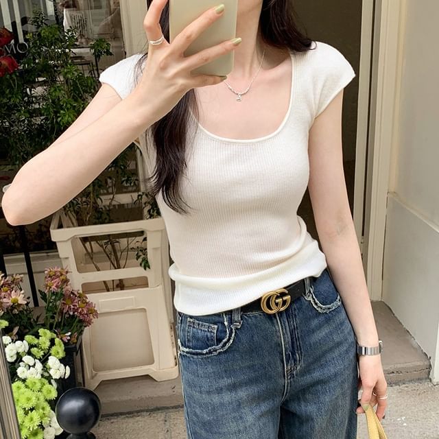 Cap-Sleeve Neck Top Scoop Knit Plain