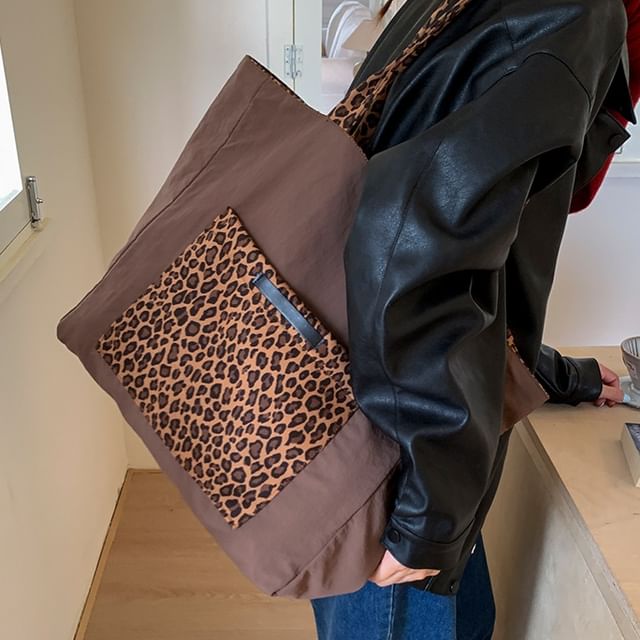 Tote Bag Leopard Panel Print