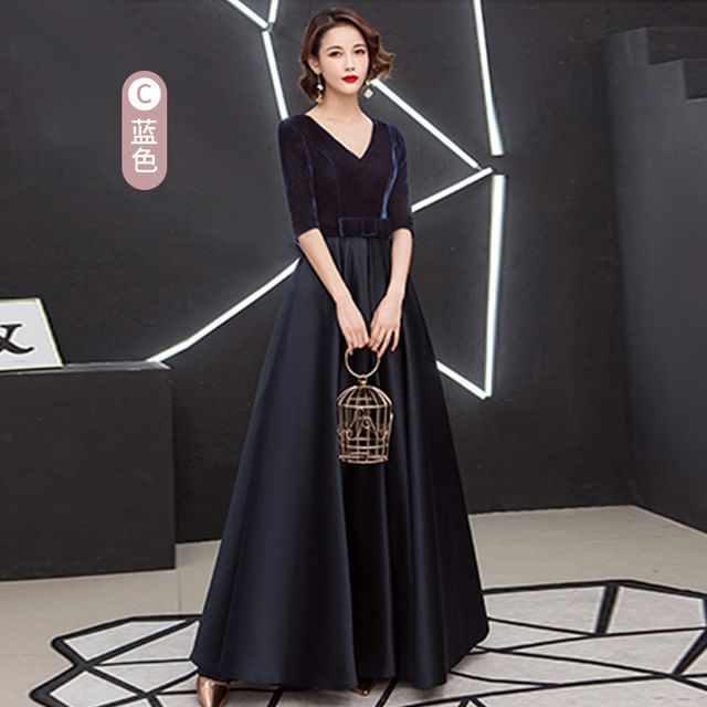 Short-Sleeve V-Neck Plain Velvet A-Line Evening Gown
