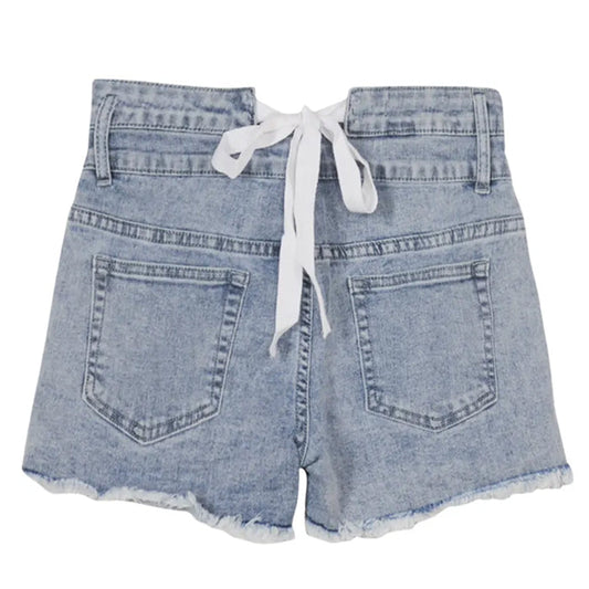 Short en jean blanc avec nœud papillon