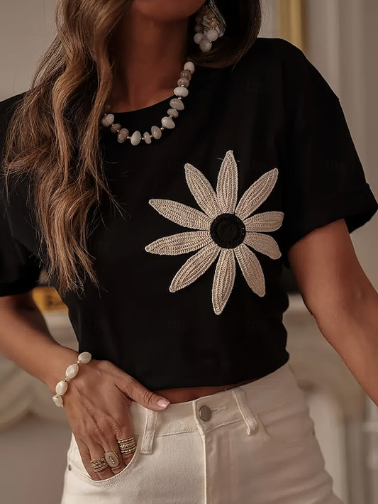 Women's Embroidered T-shirt Embroidered Floral Graphic