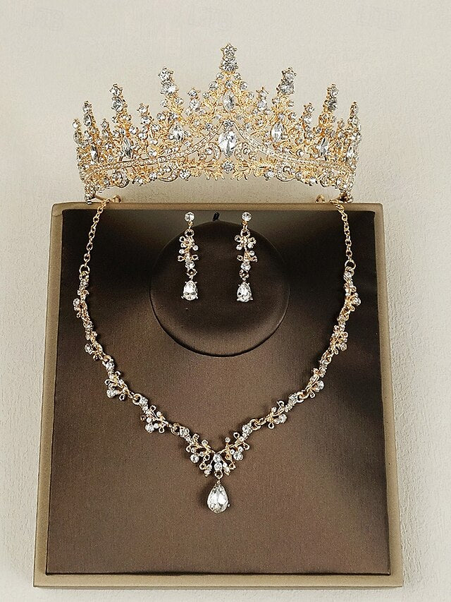 and Sparkling Diamond Set Crown Tiara Necklace – Gold-Plated