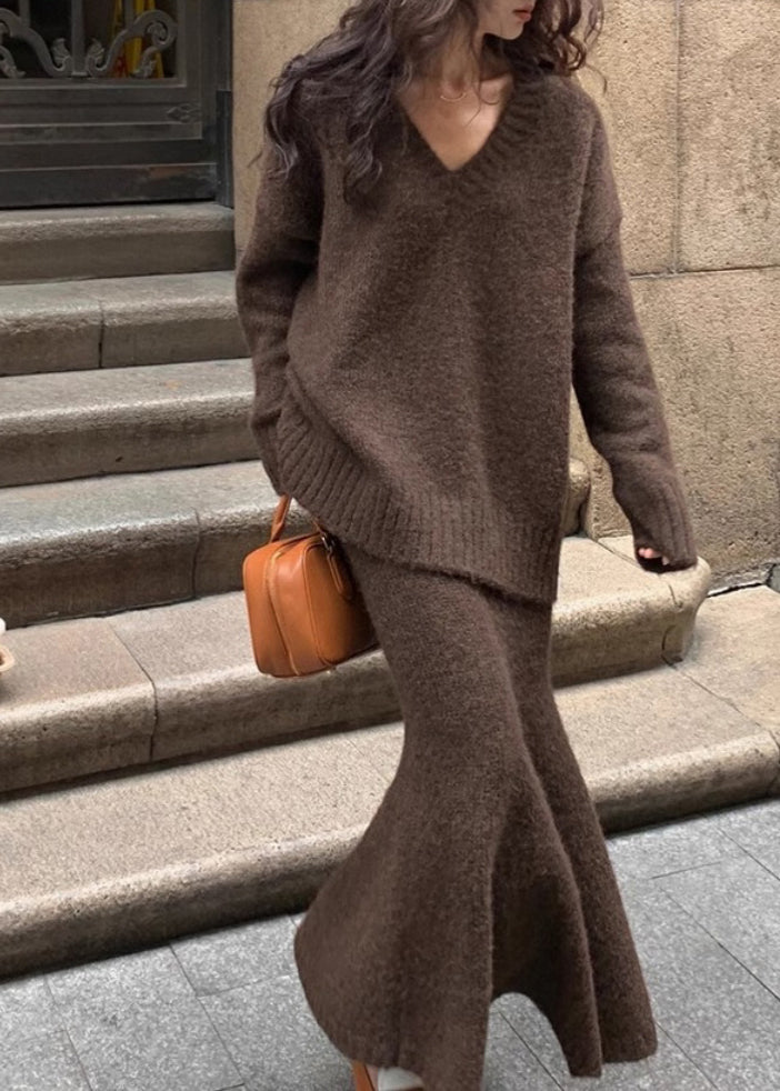 Plus Size Brown Cozy Cotton Knit Sweaters And Maxi Skirts Two Pieces Set Winter WV029