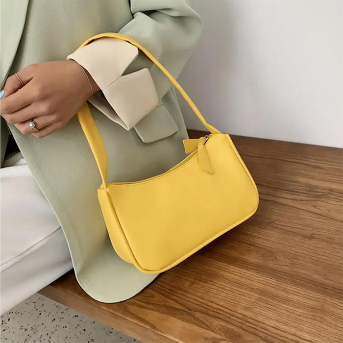 Simple Commuting Handbag