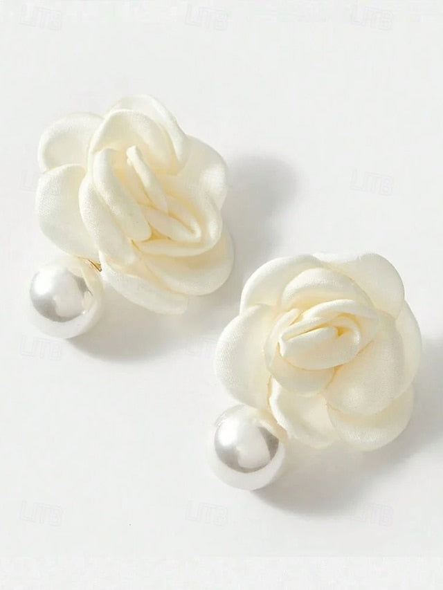 Flower with Women's Earrings Elegant Faux Pearl Stud Drop