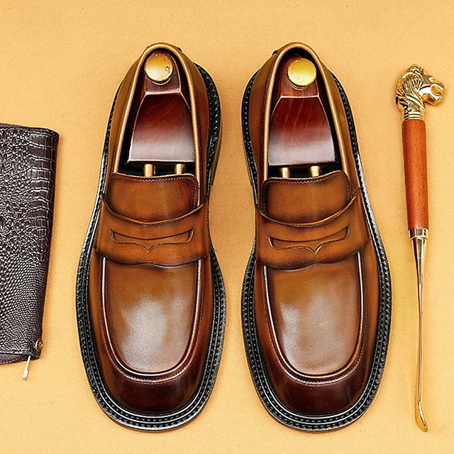 Leather Tan Men's Shoes with and Wingtip in Formal Brown