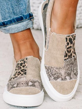 Vintage All Season Snakeskin Split Joint Sports &amp; Outdoor Flat Heel Round Toe Fabric EVA Sneakers for Women QAS11